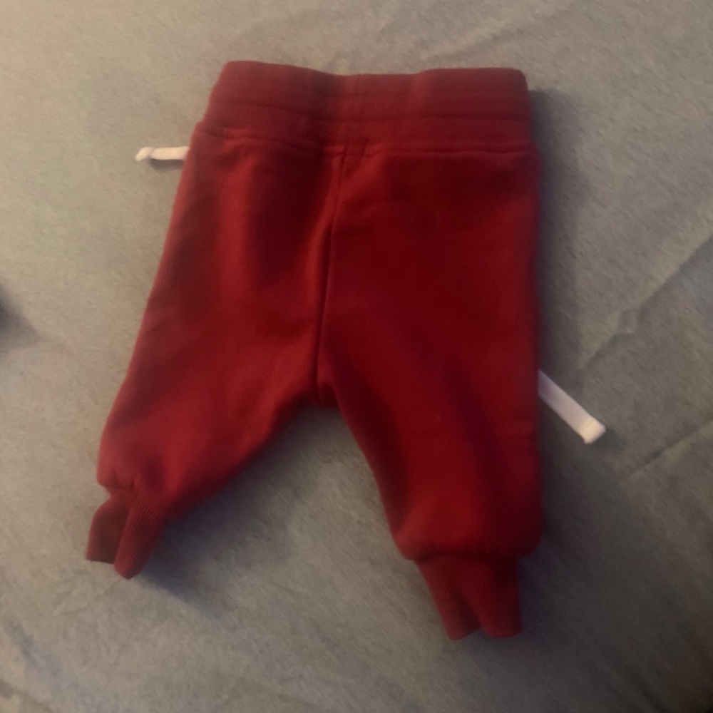 Sweatsuit - Picture 5 of 5